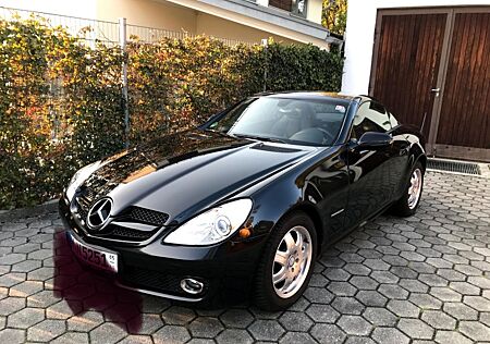 Mercedes-Benz 200