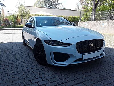 Jaguar XE P250 R-DYNAMIC S Automatik R-DYNAMIC S