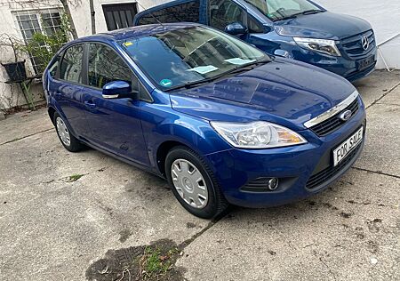 Ford Focus Lim. STYLE*AUTOMATIK*KLIMAAUTOM.*8xRÄDER*