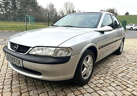 Opel Vectra 2.0 16V CD Exklusiv*Automatik*Klima LEDER