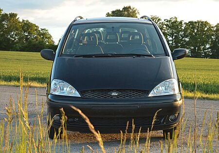 Ford Galaxy 2.0 Ambiente Ambiente