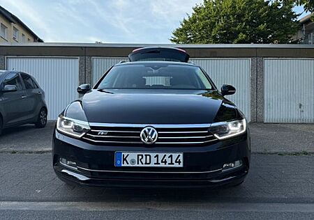 VW Passat Volkswagen 2.0 TDI SCR 110 KW DSG 4M Highl. Varia...