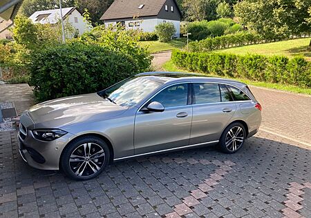 Mercedes-Benz C 300 e T Autom. -