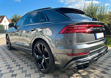 Audi SQ8 TFSI Quattro Tiptronic (RSQ8 Felgen)