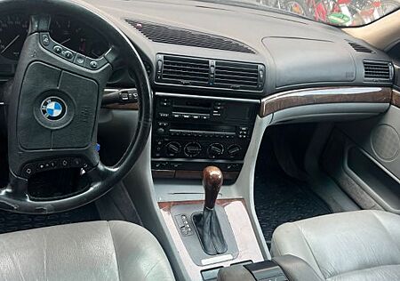 BMW 728iL Auto 728i