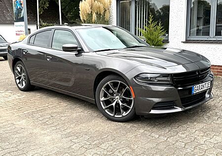 Dodge Charger SXT V6 3,6 Automatik Kamera CarPlay