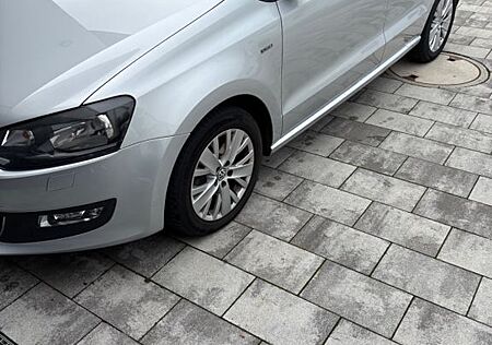 VW Polo Volkswagen 1.2 TSI DSG TÜV NEU
