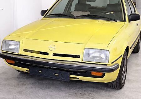 Opel Manta S