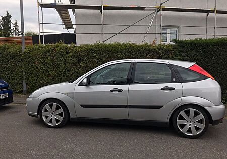 Ford Focus 1.8 Ghia