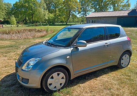 Suzuki Swift 1.3 Club Club