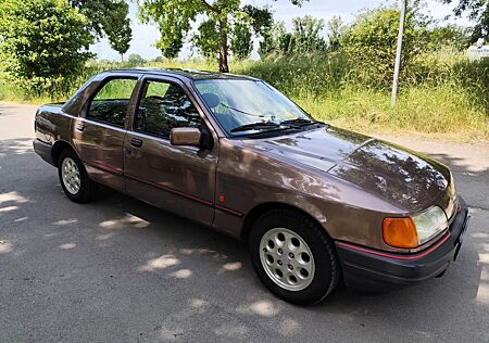Ford Sierra 2,0i LX