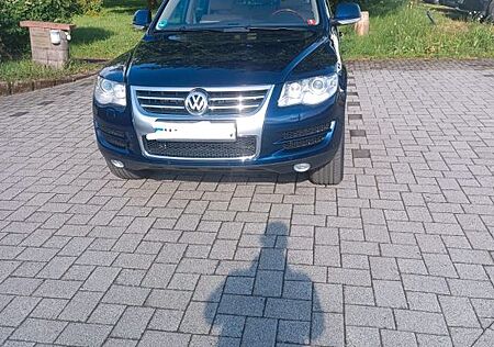 VW Touareg Volkswagen 3.0 V6 TDI Tiptronic -