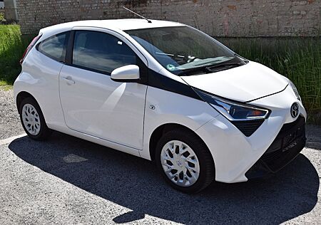 Toyota Aygo (X) Aygo -play