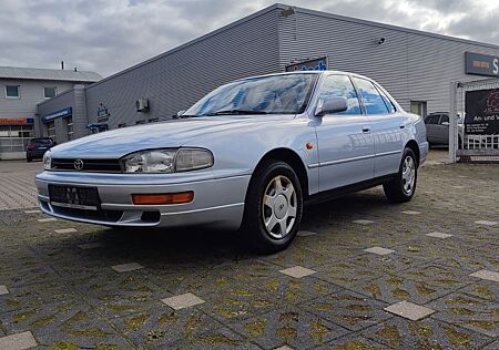 Toyota Camry 2.2l Automatik Tüv/Au Neu! H-Zulassung