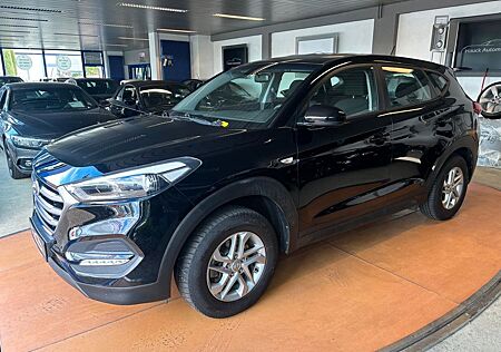 Hyundai Tucson blue Classic 2WD /2.Hd/