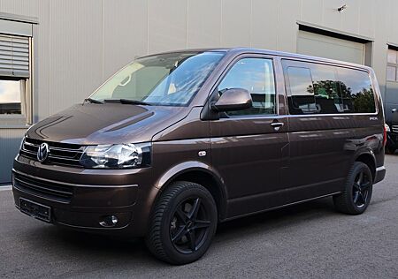 VW T5 Multivan Volkswagen 2,0TDI 4 Motion Special Standh Tisch