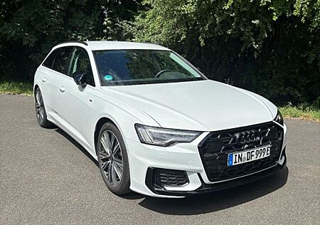 Audi A6 55 TFSI e quattro S tronic S line Avant