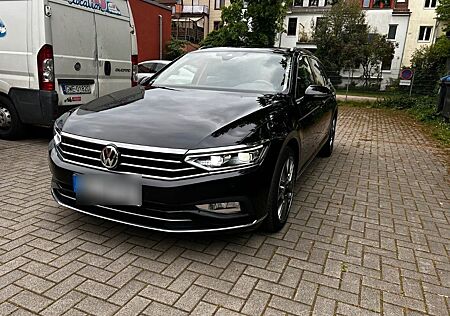 VW Passat Variant Volkswagen Passat Var. Elegance 2.0 TDI DSG - Scheckheft.