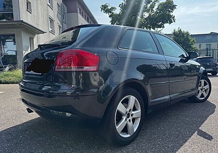 Audi A3 1.6 FSI Ambition Ambition