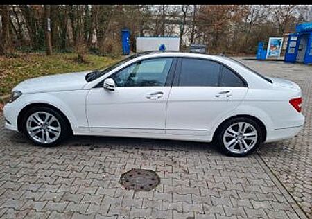 Mercedes-Benz C 180 AVANTGARDE AVANTGARDE