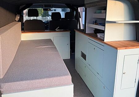 VW T5 Transporter Volkswagen T5 Campervan