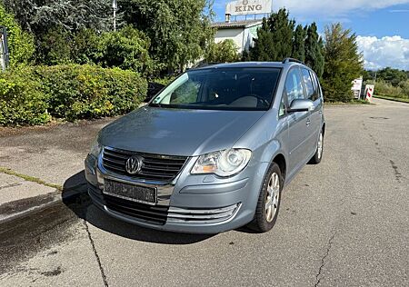 VW Touran Volkswagen United