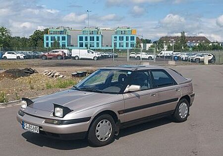 Mazda 323