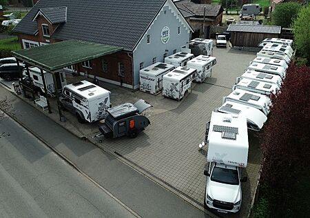 Toyota Hilux Extra Cab Invincible 2,8 Wohnkabinenvorber