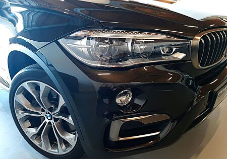 BMW X6 xDrive 50i Pure Extravagance/NP ca. 130.000 €