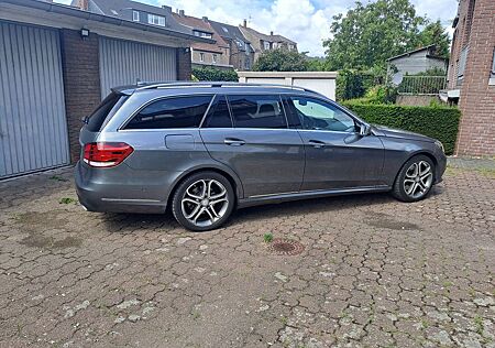 Mercedes-Benz E 400 T AVANTGARDE -Sportfahrwerk-Business Paket