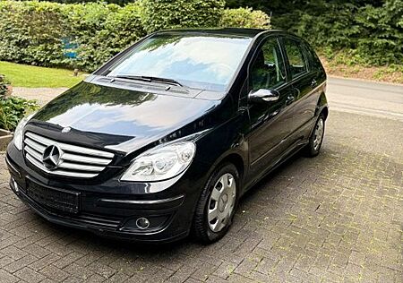 Mercedes-Benz B 200 Sportpacket