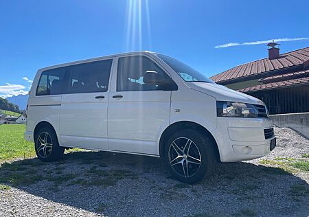VW T5 Kombi Volkswagen