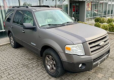 Ford Expedition XLT - Navi - 7 Sitzer !!!