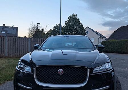 Jaguar F-Pace 30d AWD R-Sport Automatik R-Sport