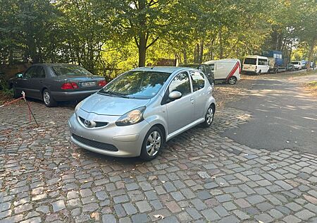 Toyota Aygo (X) Aygo (X) 1,0 Automatik