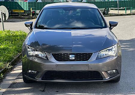 Seat Leon Style*Leder*LED*Navi*