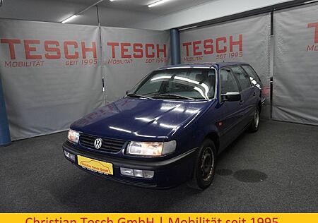 VW Passat Variant Volkswagen B4 1.8 | 2 HAND |