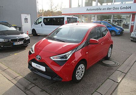 Toyota Aygo (X) -play, Klima, Kamera, Apple/Android