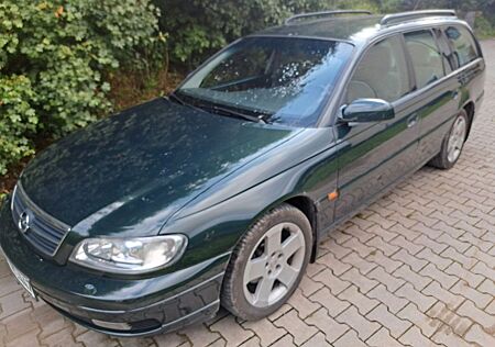 Opel Omega 2.2 -