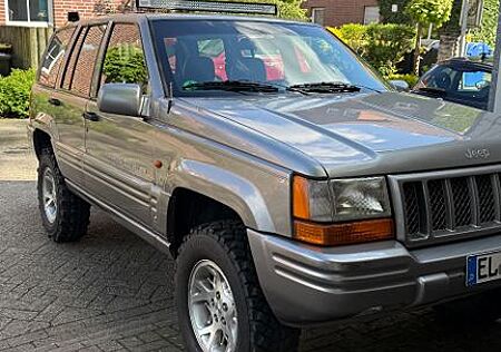 Jeep Grand Cherokee 5.2 Limited Auto Limited