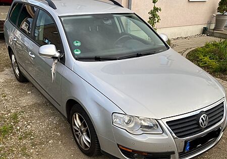 VW Passat Variant Volkswagen 1.4 TSI DSG Trendline Variant...