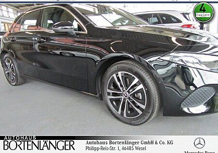 Mercedes-Benz A 180 Kompaktlimousine Progressive+AHK+Spiegel.