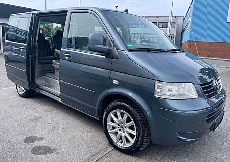 VW T5 Transporter Volkswagen Bus Multivan Highline 4Motion