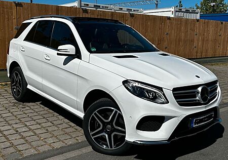 Mercedes-Benz GLE 350 d 4MATIC AMG Line- PANO - Scheckheft