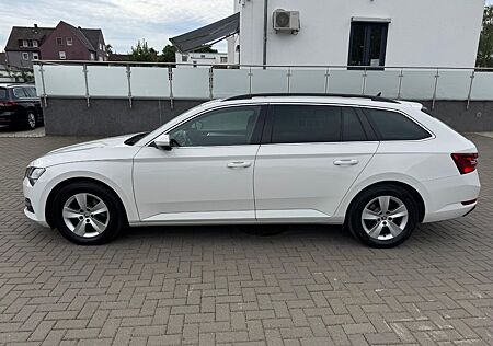 Skoda Superb Combi Ambition DSG*VIRT*PANO*CAM*TEMP/DSG