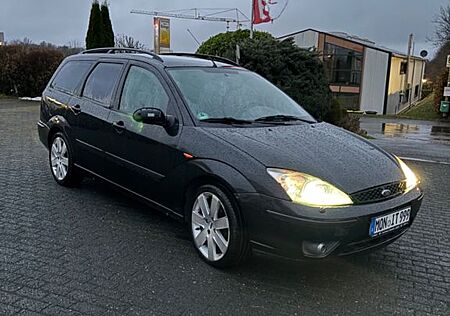 Ford Focus 1.8TDCi 85kW Ghia Ghia