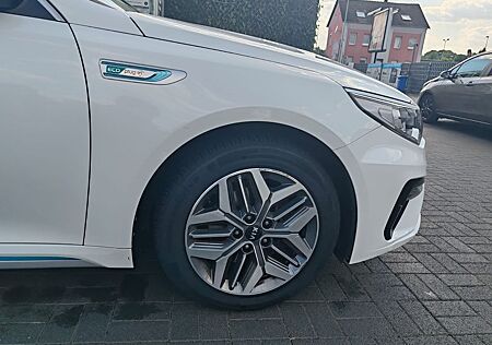 Kia Optima 2.0 GDI Plug-in Hyb. Spirit Auto Spor...