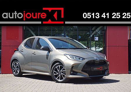 Toyota Yaris 1.5 Hybrid Dynamic | Camera | ACC | HUD |