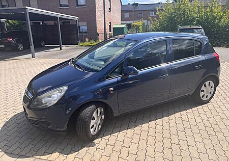 Opel Corsa D - 1.4 Liter - gepflegt, unfallfrei