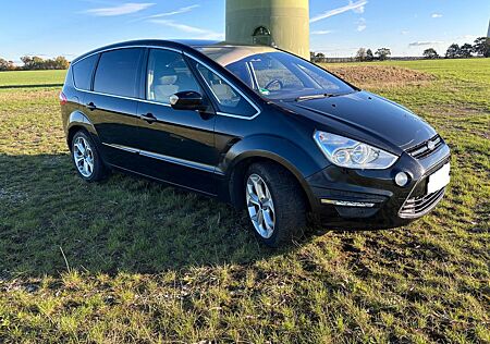 Ford S-Max 2,2 TDCi 147kW DPF Titanium Autom. Tit...